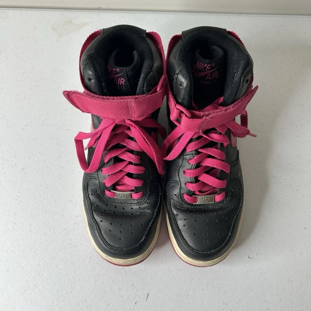 Nike elevate your